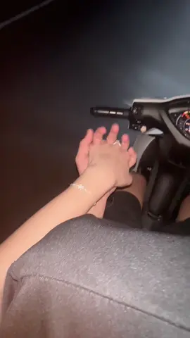 Đừng buông tayy nhau nhé..☺️#xuhuong #xuhuongtiktok #viral #str 