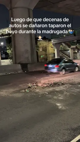 #bache #provoca #accidente y #daños a #decenas de #vehiculos en la alcaldía #alvaroobregoncdmx #noticiastiktok #noticiascdmx #noticiasurbanas #noticiasen1minuto #lahistoriadelamadrugada🌃 