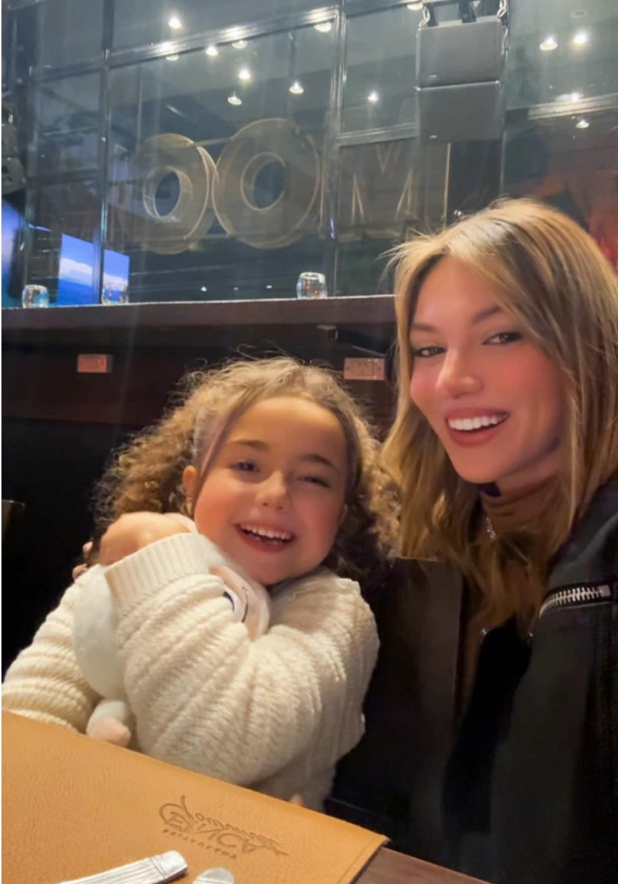 Pequeño vlog 🩷✨ los amo y rencuentro con EMI que la extrañaba mucho 💖