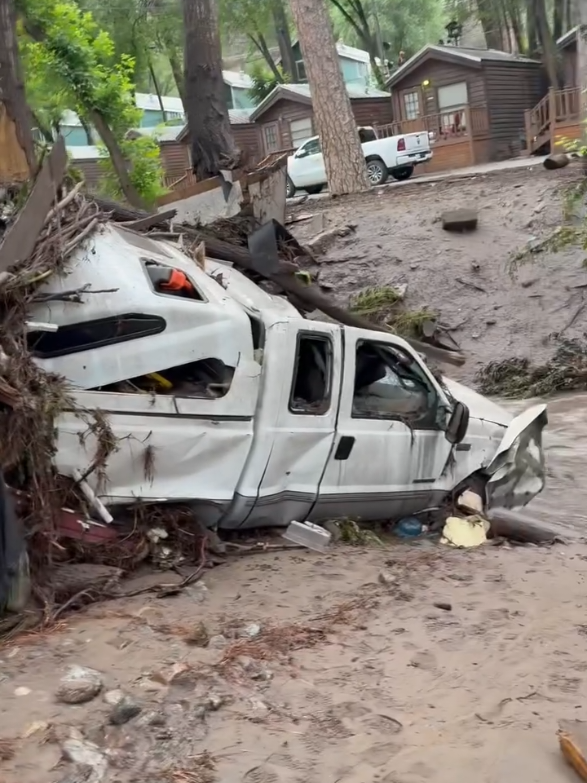 Flooding in Ruidoso NM #flood #severeweather #flooding #ruidoso #newmexico #hunt #texas #flooding #tx #nm #news #usa 