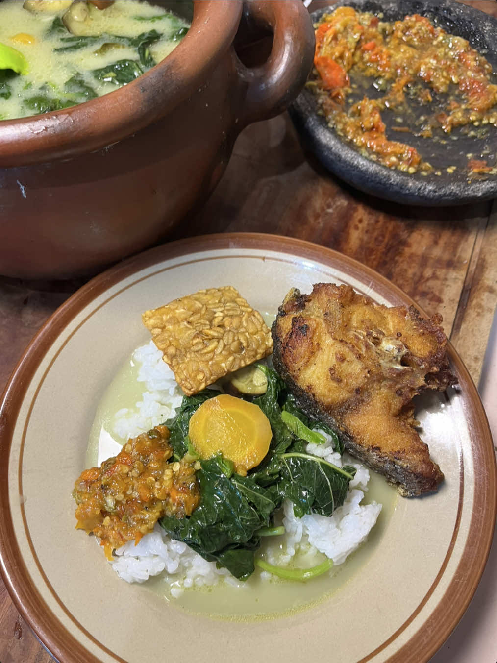 Menu: Bobor bayem Patin goreng Tempe goreng Tempe goreng #menu #masakansimple #masakanrumahan 