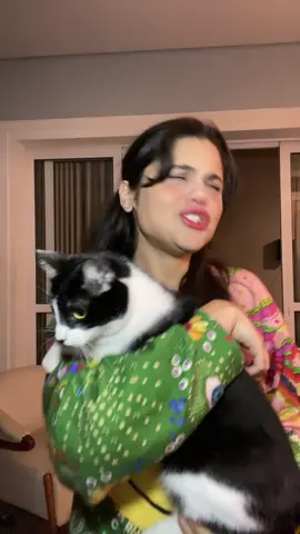 Mimi depois do seu resgate nunca mais teve paz #trend #fy #fyp #viral #foryoupage #gato 
