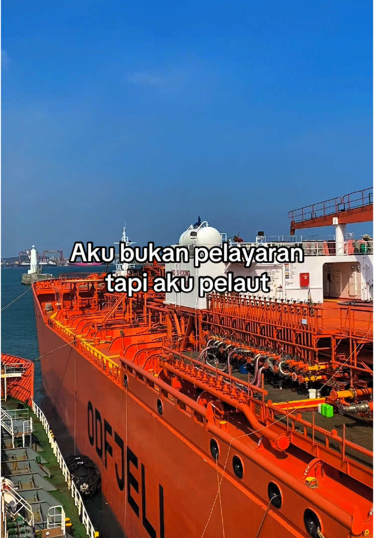 Aku wong pelayaran salah besar.. Pelayaran belum tentu pelaut, Tapi pelaut udah pasti berlayar.. #viral #shopeefood #anakpelayaran #pelautindonesia 