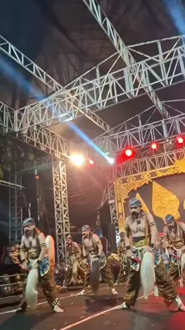 kusumaning ati🤩🔥 📸@Yoga Cabe  #argoyosomuncargumuk #warokargoyosomuncargumuk #temanggung24jam #jarankepangtemanggung #temanggunggandem #waroktemanggungan #temanggungbersenyum #jarankepangtemanggunghits #warok #warokargoyoso #warokargoyoso #kebogirowarok #kebogiro  @ASLI TEMANGGUNG @ASLI GEMAWANG @ꦚꦺꦴꦁꦠꦼꦩꦁꦒꦸꦁꦎꦥ꦳꧀ꦥ꦳ꦶꦕꦶꦪꦭ꧀ @NYONG TEMANGGUNG @Jelajah Kesenian 