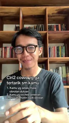Mundur pelan2 ya mba