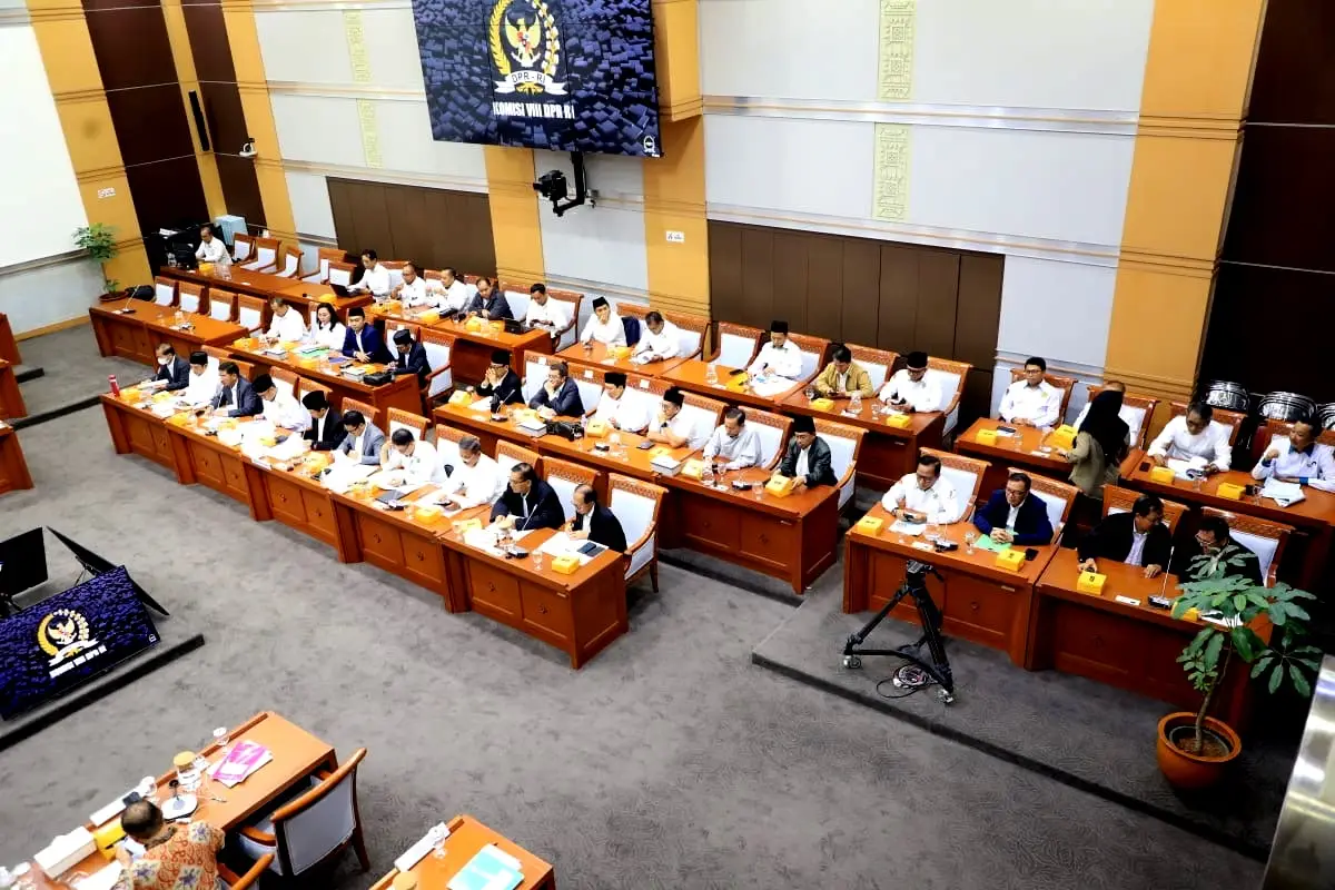 Kabar Baik untuk Guru! DPR Setujui Tambahan Anggaran untuk Tunjangan Profesi Guru#infoterkini #seindonesia #ppgprajabatan #guru #guruseindonesiabersatusemangat 