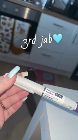 week three of mounjaro completed - last week of 2.5 and then start my 5mg prescribed from the GP on repeat ✨ another 2.6lbs loss, 17.8lbs in three weeks. Here’s to finally getting sorted to get the fertility testing after a long four and half years 🩵 also it’s OK to eat what you want. If you want a scone, cream and jam, bloody have it. Everyone’s journey is different, don’t let people tell you what you should be having, what you can have. #mounjaro #type2diabetes #fertilityweightloss #FYP 