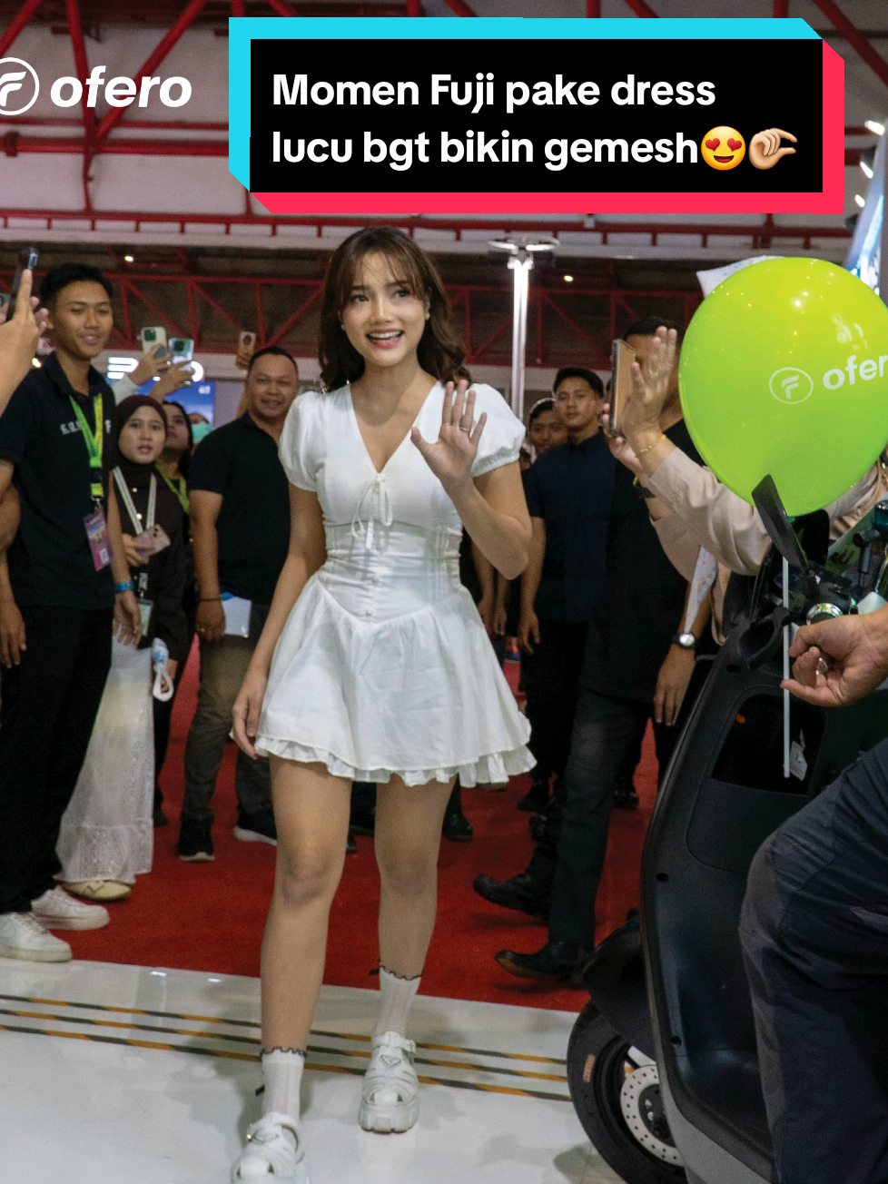 gemesh bgt lihat utii pake dress putih ini😍🤏🏻 yg mau samaan sama utii ada dikeranjang kuning ygy🥰 #fyp #foryoupage #fuji #fujian #trending #viralvideo #JJCapCut #CapCut 