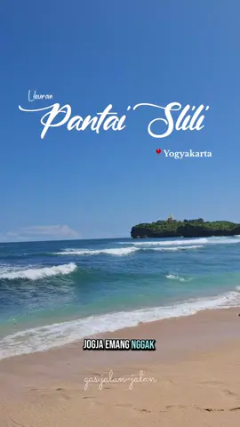 Liburan di Yogyakarta gak lengkap kalau gak main ke Pantai! 🏖 Pantai Slili bisa jadi rekomendasi buat kamu yang lagi cari Pantai dengan view cantik di kawasan Gunung Kidul, Yogyakarta. Apalagi, Pantai Slili biasanya gak terlalu ramai meski lagi musim liburan. ✨️ #pantaislili #pantaisliligunungkidul #pantaiyogyakarta #placetogojogja #wisatajogja #fyp  #rekomendasiwisata 