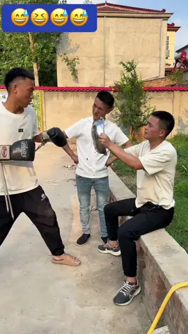 🤣😝🤣😝#xuhuong #ilovetiktok #giaitri #funny #haihuoc #giaitritiktok #laugh 