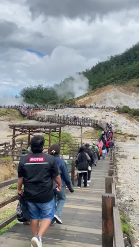 Kawah Sikidang meninggalkan banyak kenangan🍃 #fyp #fypシ #fypシ゚viral #kawahsikidangdieng 
