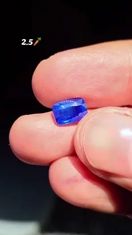 2.5ct Royal Blue Sapphire (N) #blue #bluesapphire #royalblue #royalbluesapphire #srilankangemstones #madagascar #luxurygetaway #gem #gemstones #naturalgemstones #beautyofnature #bangkokgems #madagascarminerals #beautygems #unheatedsapphire #tradefareinternationmarket #cushion #isolatedfromluxury😝💅✨️ 