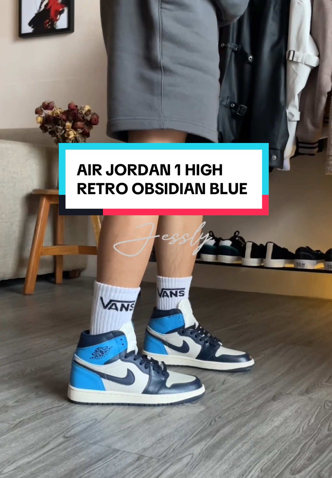 Sepatu Air Jordan 1 High Retro Obsidian Blue 💙 Stylist dan trendy cocok buat kamu yang suka nuansa biru fresh ditambah gradasi navy super kece 👟👟  Best seller banget cocok untuk UNISEX jadi mau couple bisa banget👌😎 Size 38-44 ✅ #𝑴𝒆𝒍𝒂𝒏𝒈𝒌𝒂𝒉𝑵𝒚𝒂𝒎𝒂𝒏𝑺𝒆𝒕𝒊𝒂𝒑𝑯𝒂𝒓𝒊 #jesslyshoes #jesslysneakers #jesslysandals #jesslyheels #jesslyofficialstore #jesslycatalog #jesslyofficial #sneakers #sandals #bali #brandnewinbox #fyp #lewatberandafyp #masukberandafyp #flks #heels #mules #gratisongkir #tiktokshop #tokopedia #shopee #viral #tokosepatubali #sepatubali #sandalbali #heelsbali #sepatukerja #sepatukampus #airjordan1 #airjordan1high 