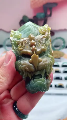#纯手工雕刻 #天然a货翡翠 #龙牌翡翠 #翡翠直播 