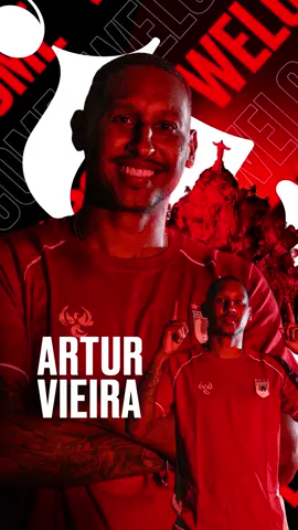 Mengisi satu slot pemain asing di lini belakang ✅ Selamat datang di keluarga besar Persipura Jayapura, Artur Vieira 🇧🇷🧱 #MutiaraHitam 