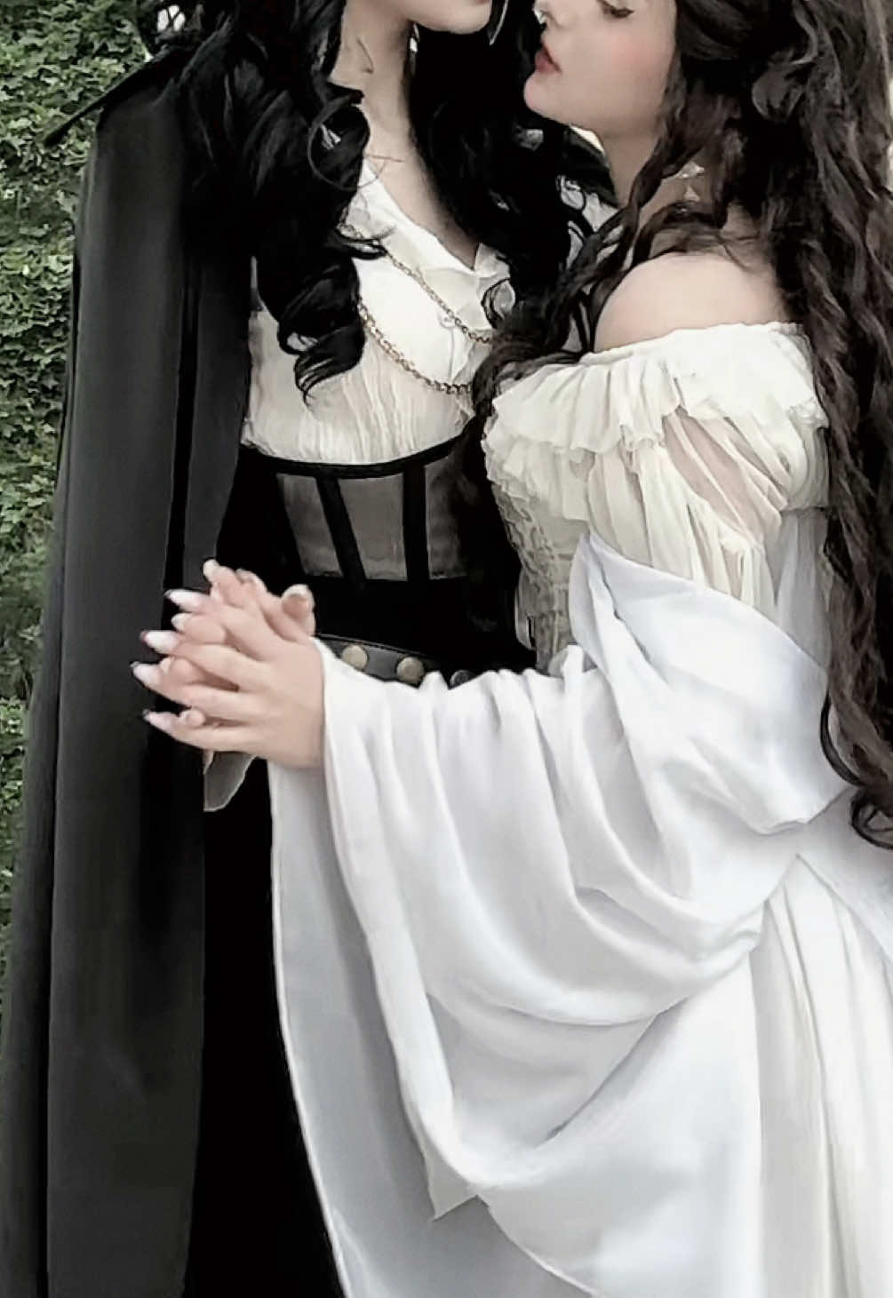 @𝒜𝓁ℯ𝓍𝒾.𝒸ℴ𝓈𝓅 #phantomoftheopera #cosplay #wlw #sapphictok #queercosplay  #foryou #viral #explore #phantomoftheoperacosplay #christinedaae #christinedaaecosplay #erikcosplay #phantomoftheoperaedit #wlwcosplay #theatre #musical 