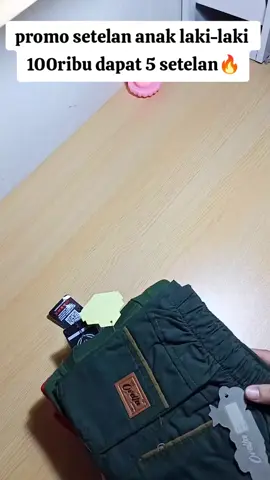 setelan anak laki-laki secakep ini 100 ribu sudah dapat 5 setelan anak bunda, buruan cek di bawah Bun mumpung masih promo.. #setelananaklakilaki #setelananak #bajukaos #viralvideo #fyp 