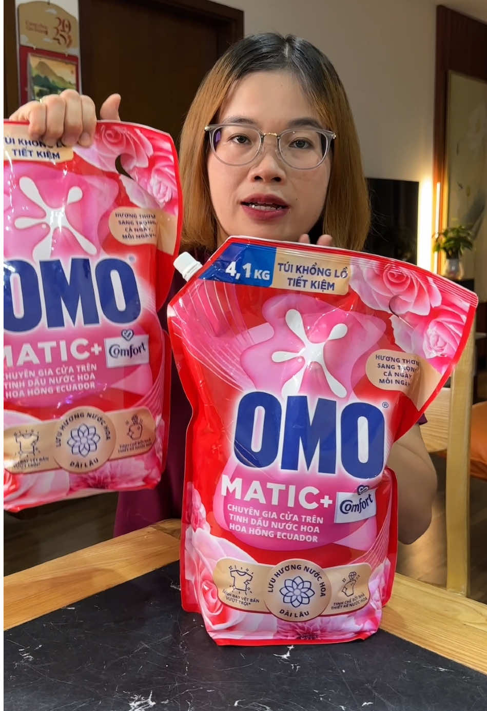 Combo 2 túi nước giặt Omo chưa đến 400k, giá có thể thay đổi khi hết khuyến mãi, săn trong giỏ hàng nha #kimthanhday #nuocgiatomo #xuhuong 