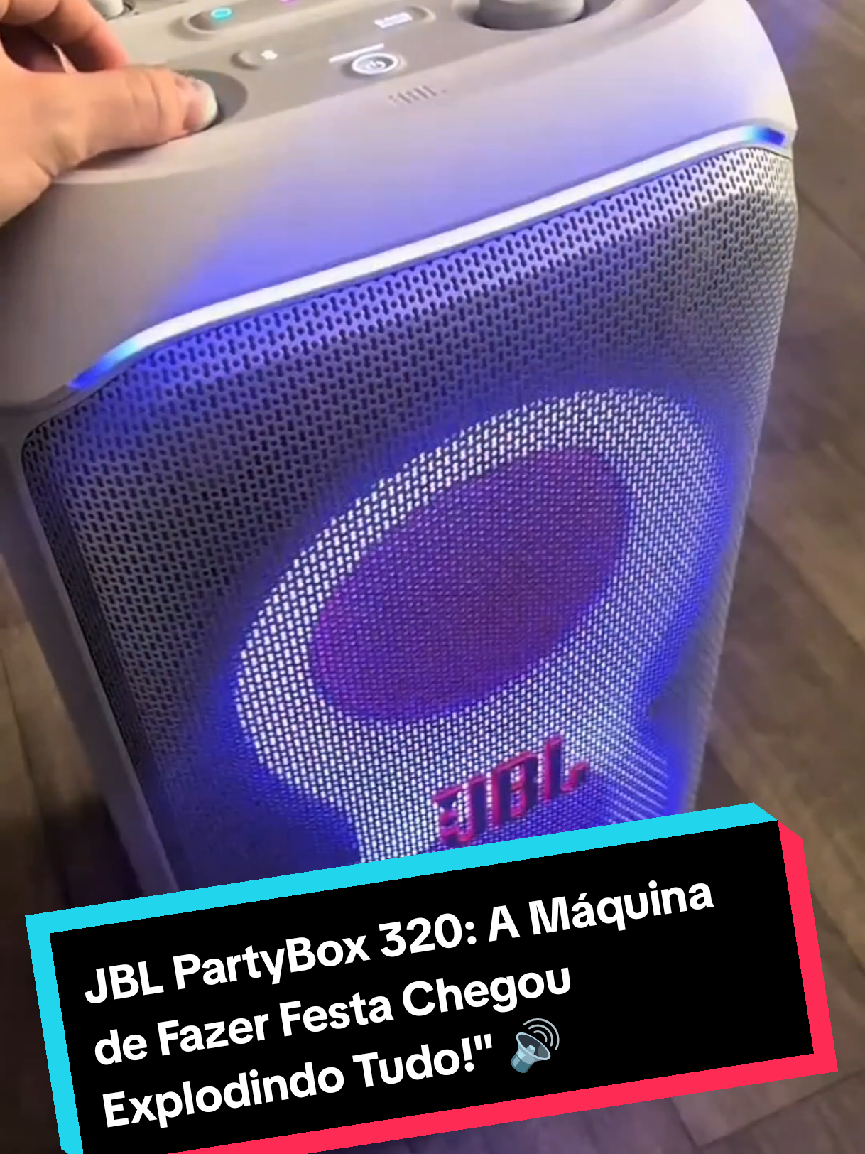 JBL PartyBox 320: A Máquina de Fazer Festa Chegou Explodindo Tudo!