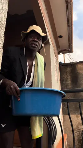 Nze family njitadde 🙌🙌😂😂#foryoupage #foryou #jajjadeno1 #funnyvideos #trend @Bridget Brizzy💙 