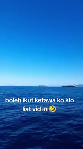 ketawanya nular njir🤣