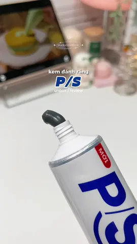 Kem đáng răng chân ái của gia đình tui, giúp trắng 🦷 và thơm miệng #unboxwithvie #xuhuong #xuhuongtiktok #viral #xh #kemdanhrang #psthanhoattinh #hoptaccungunilever #psvietnam #pstrangranglanhtinh #kemdanhrangps #chamsocrangmieng #trangrang #toothpaste #toothbrush #rangmieng #toothcare #muataitiktok #tiktokshop #salegiuathang #saleluongve 