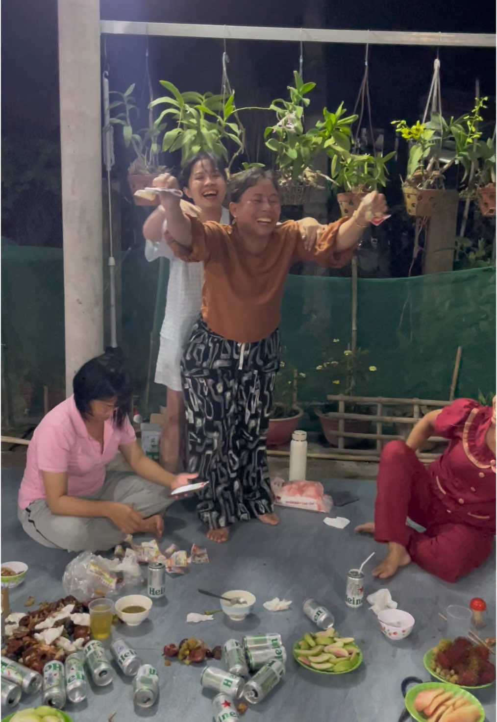 choa tui up thêm bản full nữa nha 🗿