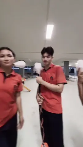 Kannikar di waa 🧡#วรนารีเฉลิม #สงขลา #feed #ดรัมเมเยอร์ #2ไม้ #กีฬาสี #feed 
