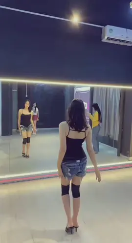 #kpopfyp #dance #foryoupage #gabriela #dance @katseyeworld 