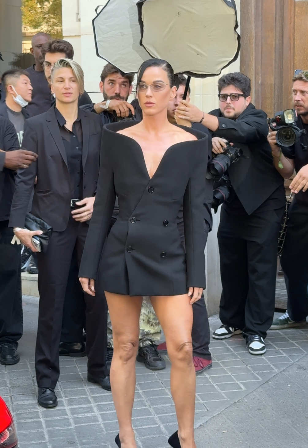 #katyperry #balenciaga #pfw #couture #fashiontiktok #TikTokFashion #parisfashionweekcouture #tiktokmusic 