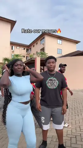 Shoulder w/@Tris 🦋🕊 🙈 @Medikal Mdk  #fyp #ghanatiktok🇬🇭 #shoulderchallenge 