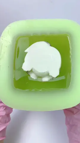 FUFUSQUISHY ASMR 🧊🐱 Crystal Cat in Ice Cube