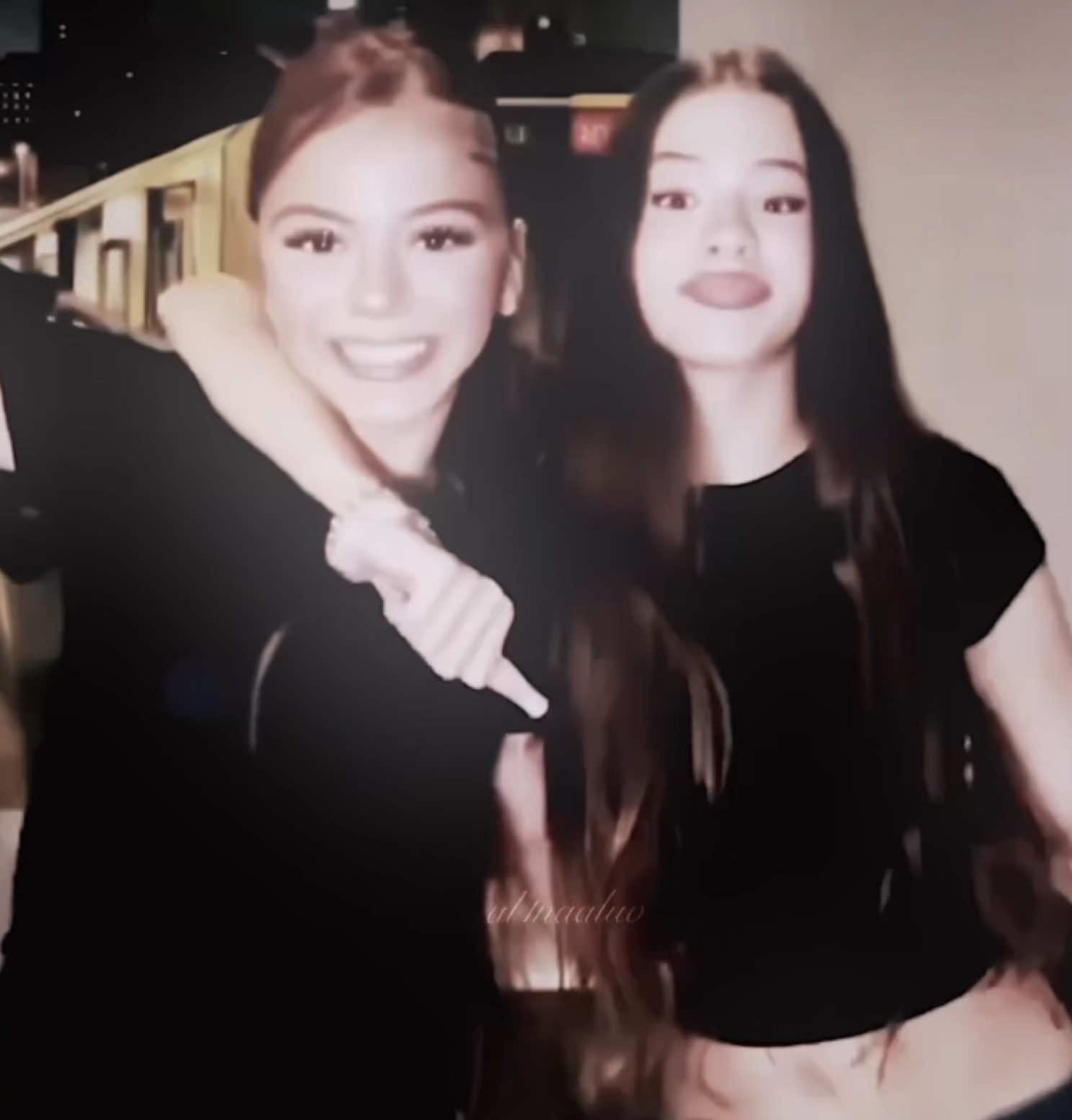 Cuties 💗 || cc : @𝐋𝐈𝐋𝐘 || #alina #zahide #fypシ #fyp #editz #alinabrss #alinaedit #edit #germany #duo #EDIT #noticed? #fypシ゚viral #tatcha #vsp #videostar #vspedit #viralllllll #dontletthisflop #edits tag ur friends 💕