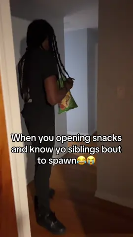 I wish this was a skit😂😂😂#fyp #viralvideo #troll #Siblings #siblingsbelike #iykyk #funny #prank 