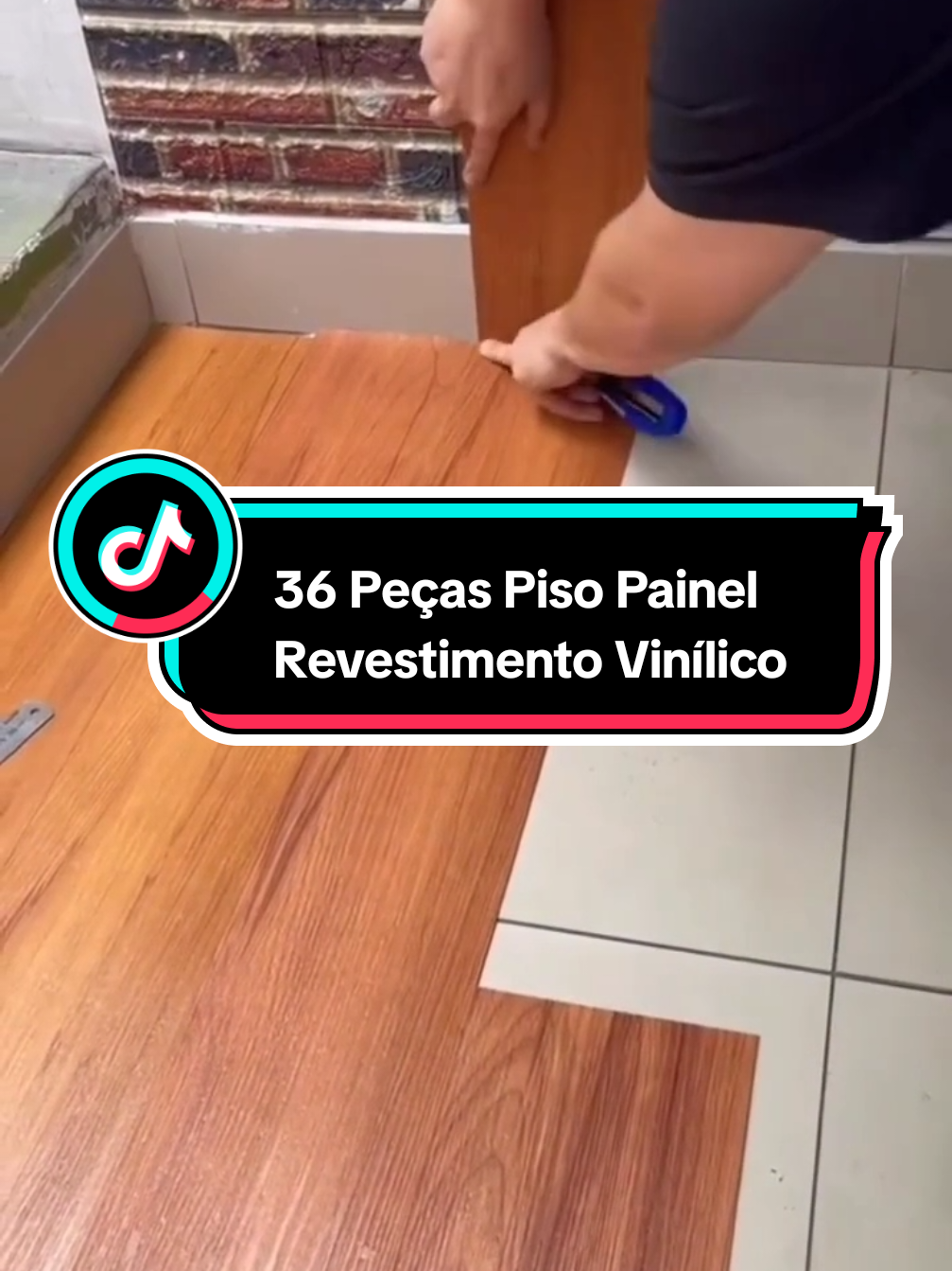 36 Peças Piso Painel Revestimento Vinílico Adesivo Lavável Madeira Resistente ao Desgaste e a Prova D'água GARANTA A SUA AGORA #tiktokshopchegou #tiktokshop #achadinhos #shopnow #pisovinilico #adesivo 