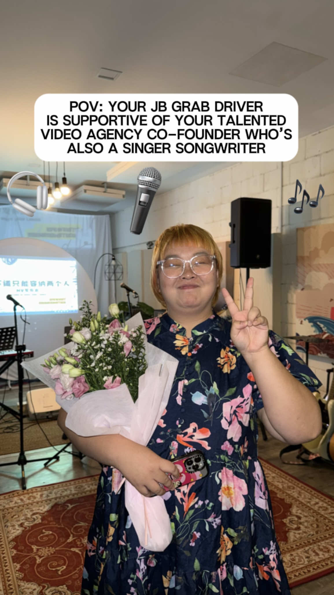 Creativity isn’t one dimensional and neither is our singer-songwriter CCO 🤭🎶  #ForwrdMedia #MarketingAgencySingapore #DigitalMarketing #BehindTheScenes