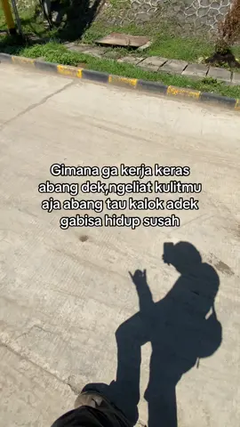 Aduh dekk🤣#kuliboy🤙😜🚀 #helemkuning #storykuli #fitterwelder #viral #fyp #welderindonesia🇮🇩 #anakrantau #4u 