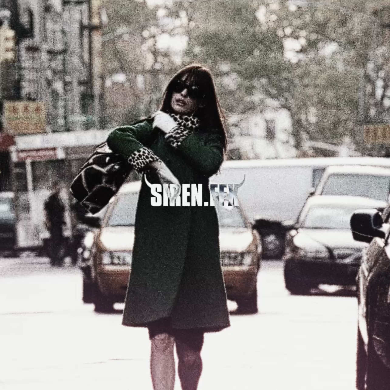Oh I’m SAT for pt2 #thedevilwearsprada #thedevilwearspradaedit #andreasachs #andreasachsedit #annehathaway #fashiontiktok #aestheticedits #y2kedit #sirenffx 