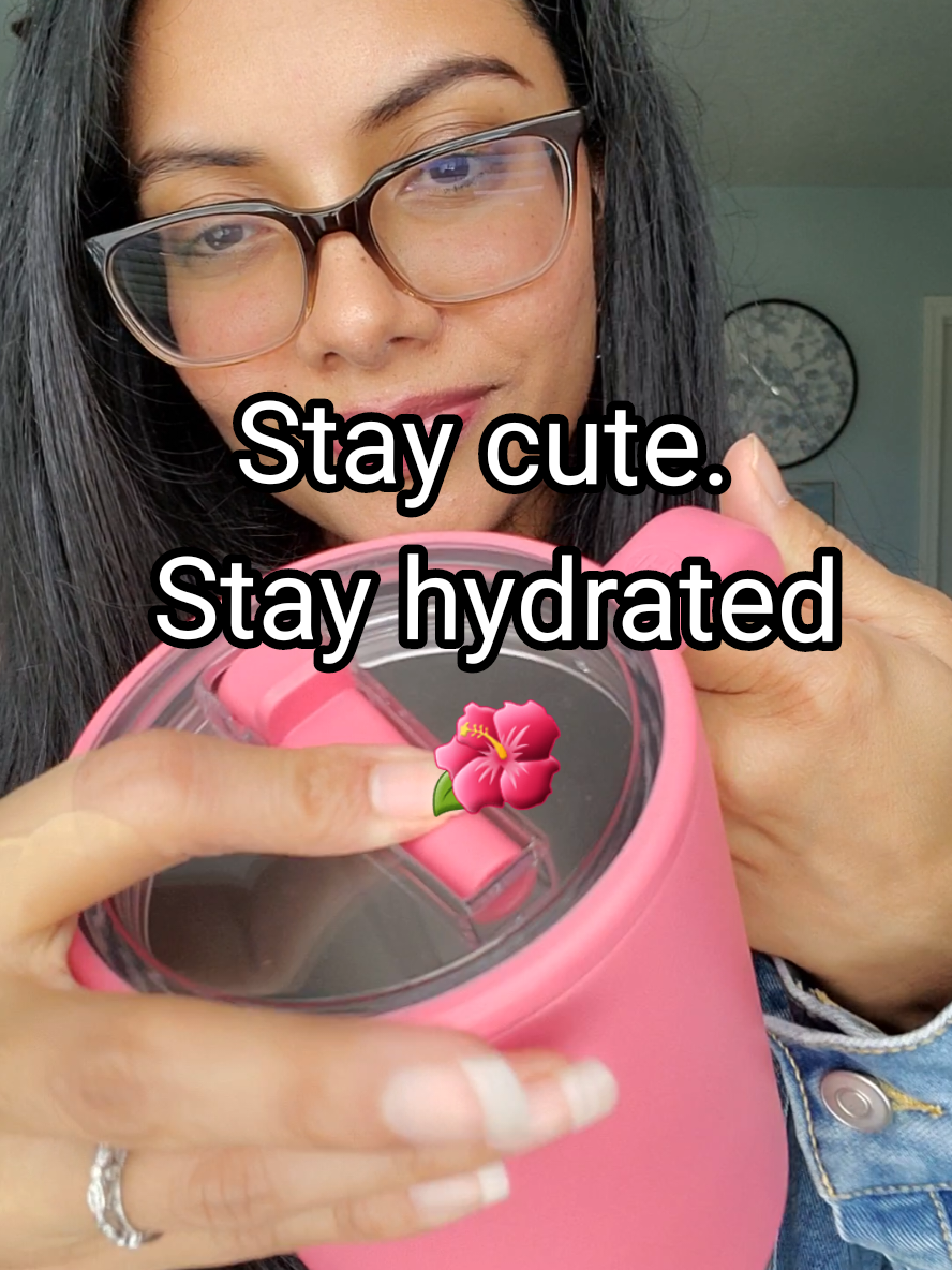 This color. This size. She's a vibe. 👏 @HYDROJUG #hydrojug #hydrojuglife #hydrojugtumbler #leakprooftumbler #tumbler #tumblersoftiktok #tumblers #waterbottle ##dealsforyoudays #dealforyoudays #ttshop #tiktokshopfinds #tiktokshopcreatorpicks #ttslevelup #nadiafashionfiles #tiktokshop #tiktokshopsummerturnup #SuperBrandDay 