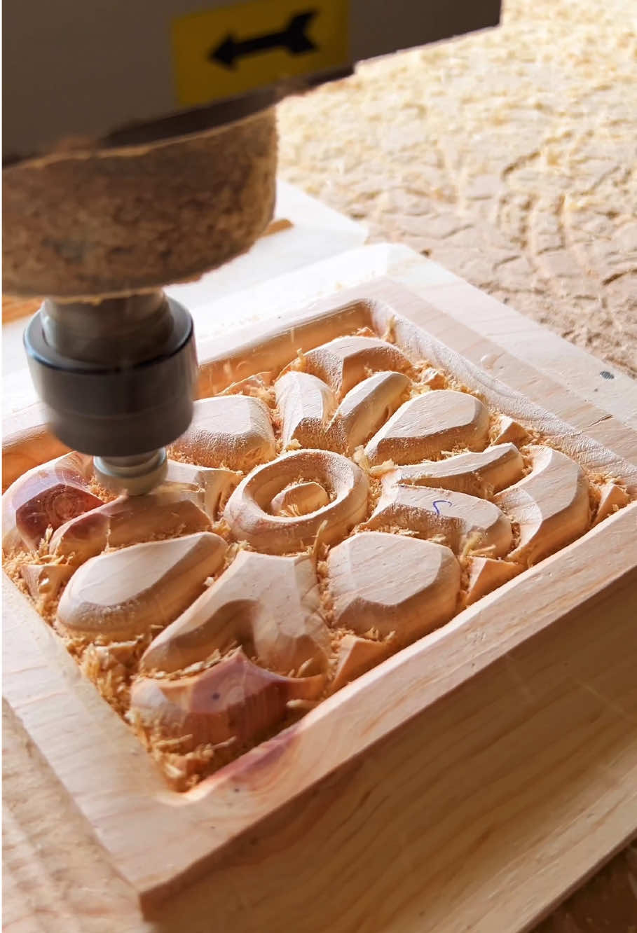 Satisfying CNC Router ASMR – 1325 Machine Creates Stunning 2.5D Wood Pattern