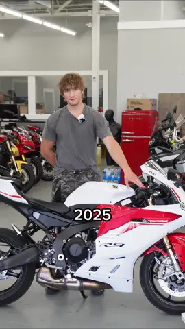 stock vs modified exhaust on the R9