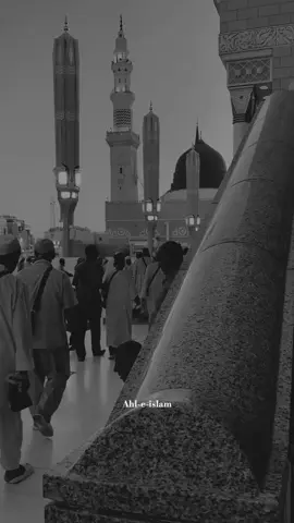 Mery Sarkar mari baat bnay rakna.✨😔 #islamic_video #naatsharif #islamicmedia #islamiccontent #islamicstatus #foryou #foryoupage #viraltiktok #viralvideo #tiktokviral #videoviral #viral #100k #fyp #fypage #fypシ゚ #trend #whatsaapstatus #grow #ahl_e_islam57 