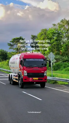 🥺#cctvdimabasuo #katakatamotivasi #bismillahfypシ #trukganteng #tolpadangsicincin @Tommi Opri Nanda 