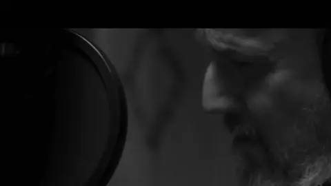 يا خوة صدك 💙 #باسم_الكربلائي#كلبك_مكاني 