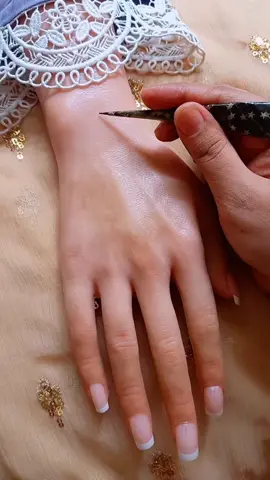 Unique Mandala Mehraab Mehendi Design