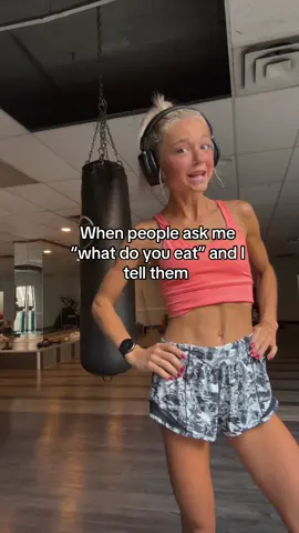 Protein, Carbs, Fiber & Fats ….EVERYTHING GUYS😭 people always be shocked when I tell them I literally have a sweet tooth and enjoy some candy every now and then lol 🍭  #wieiad #athlete #healthyfood #whatieat #Foodie #healthylife #healthywieiad #protein #collegeathlete #gymgirl #runnergirl #Fitness #athletic #activewear #fitgirl #abs #workoutroutine #healthyeating #sweettreat 