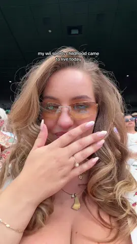 all my knowledge about tennis stems from my 10 year old self playing wii sports x @abercrombie thank you for taking me to my first Wimbledon!!! i loved it sm 💕💕 gifted