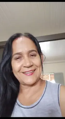 “Ela usou e AMOU 😍 E você, vai continuar alisando com química pesada? A progressiva vegetal é 100% sem formol, segura e entrega um resultado de salão! Garanta a sua ! 📦 #progressiva #semformol #liso #cacheada #afro 