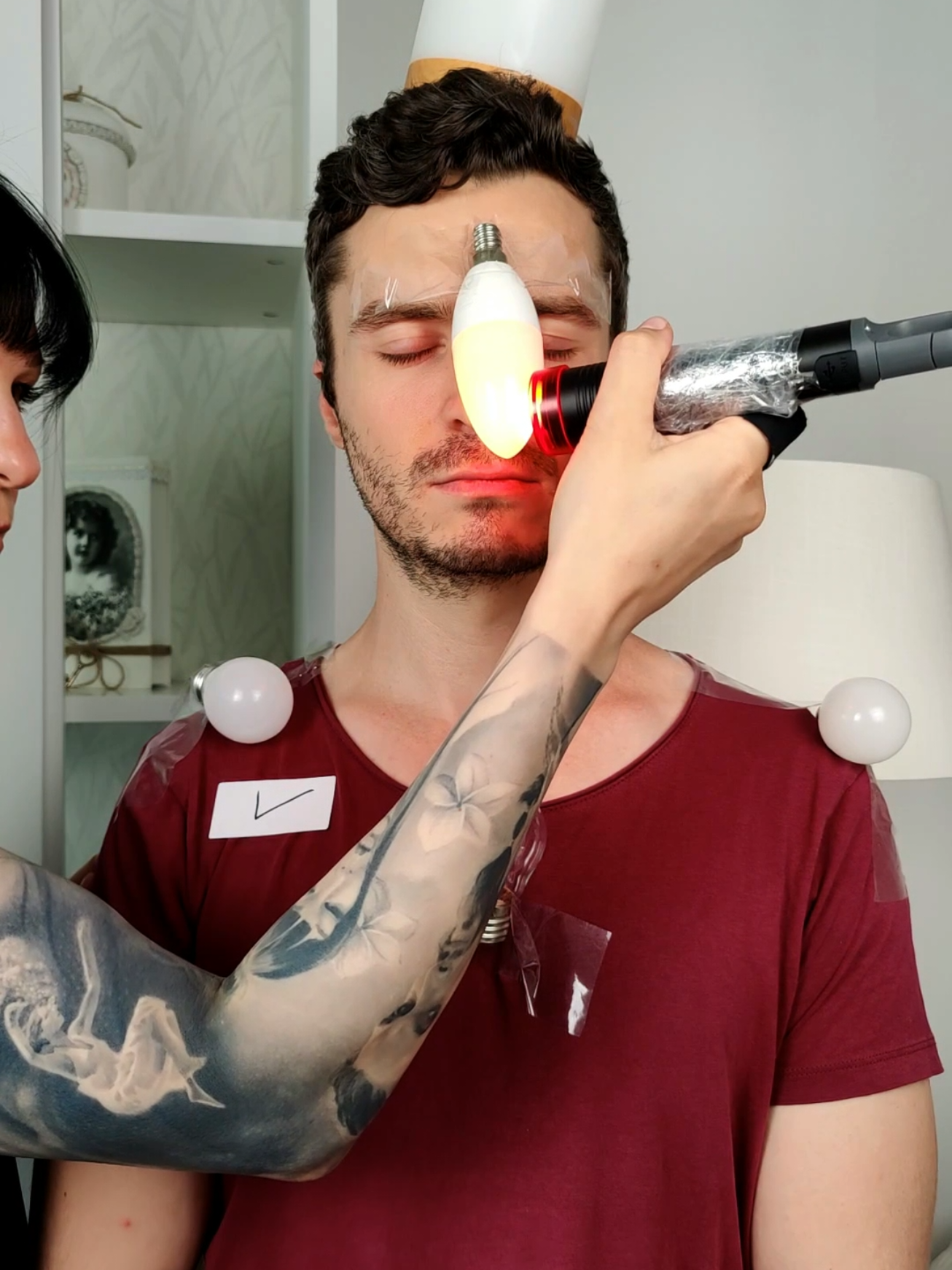 Light bulb color check #asmr #asmrvideo 
