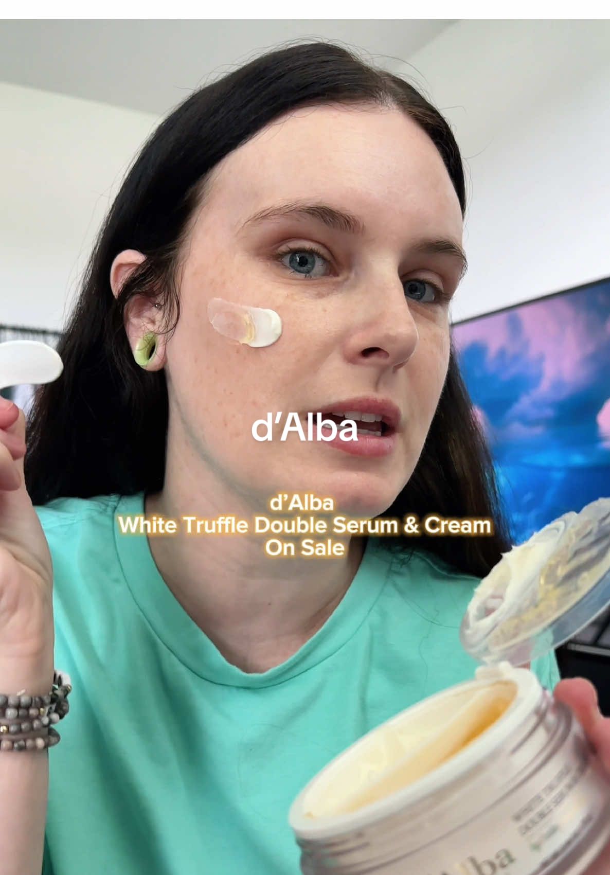 Customizable skincare?? @DALBA is genius for this! #dalba #dalbaskincare #dalbawhitetruffle #dalbawhitetruffledoubleserumandcream #whitetruffledoubleserumandcream #koreanskincare #customizableskincare #tiktokshopcreatorpicks #dealsforyoudays 